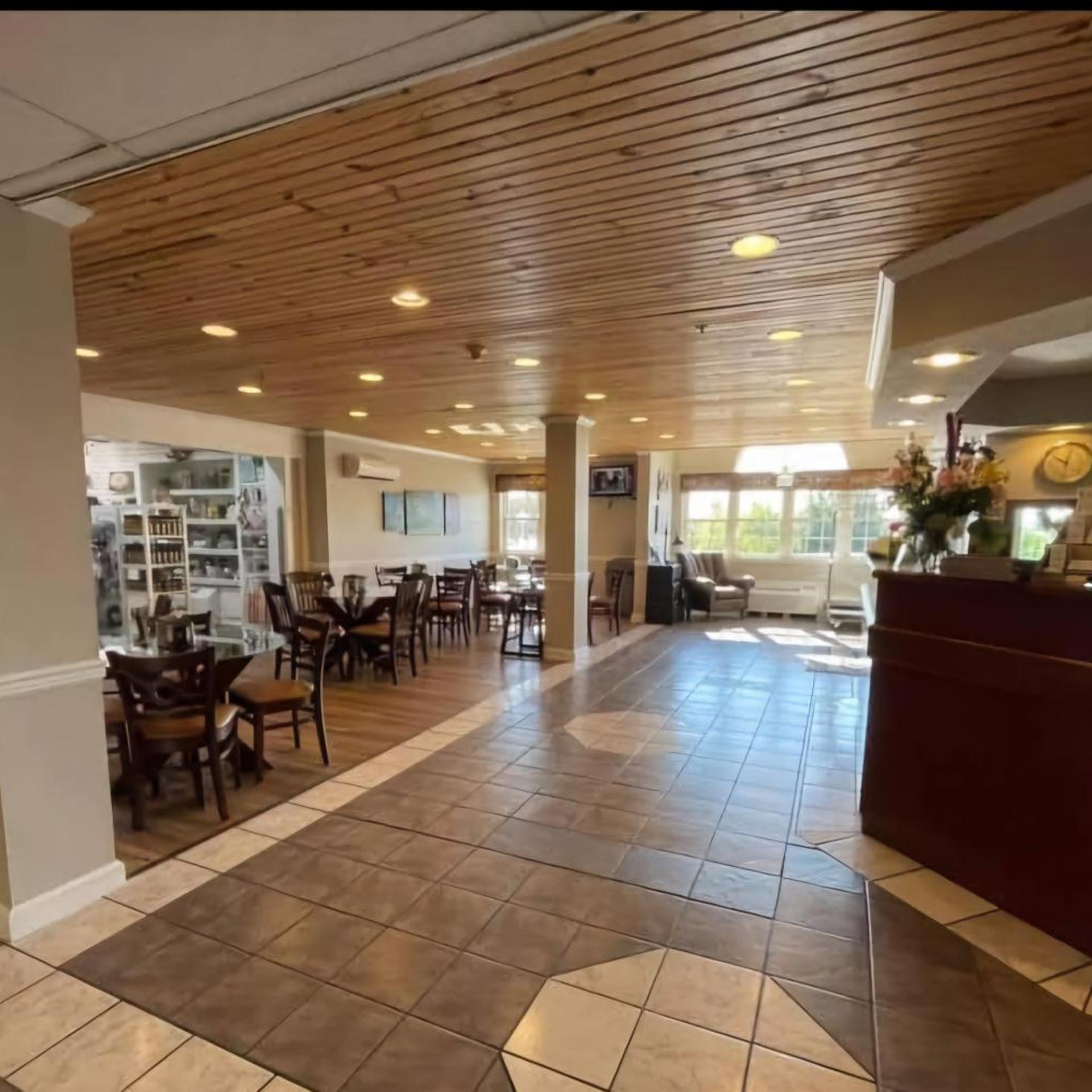 Patti's Inn & Suites 5/30