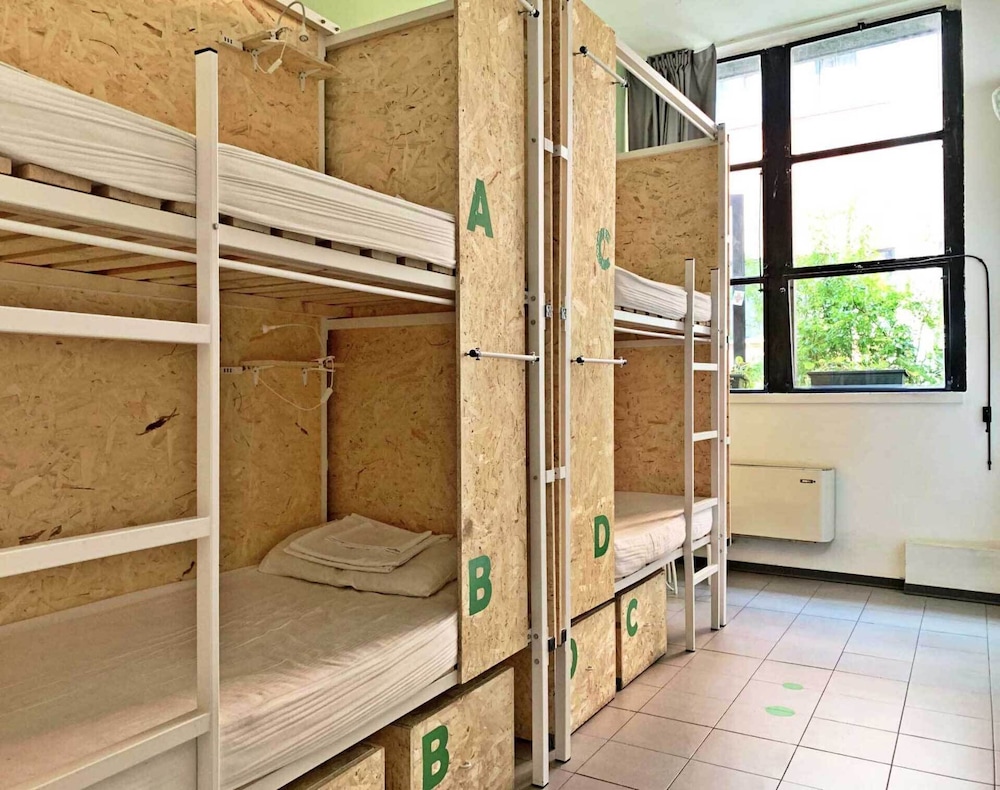 Mio Hostel 9/54