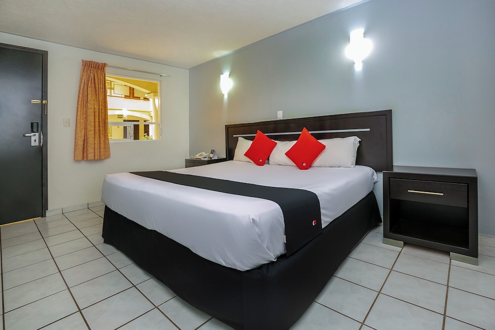 SUPERIOR, KING BED