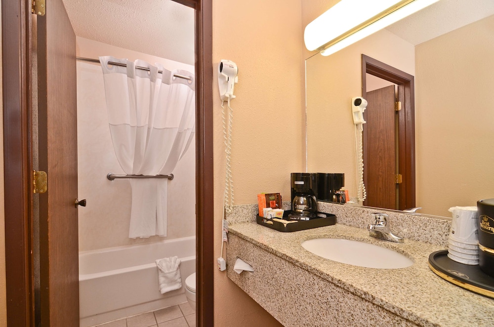 Best Western Bidarka Inn 7/43