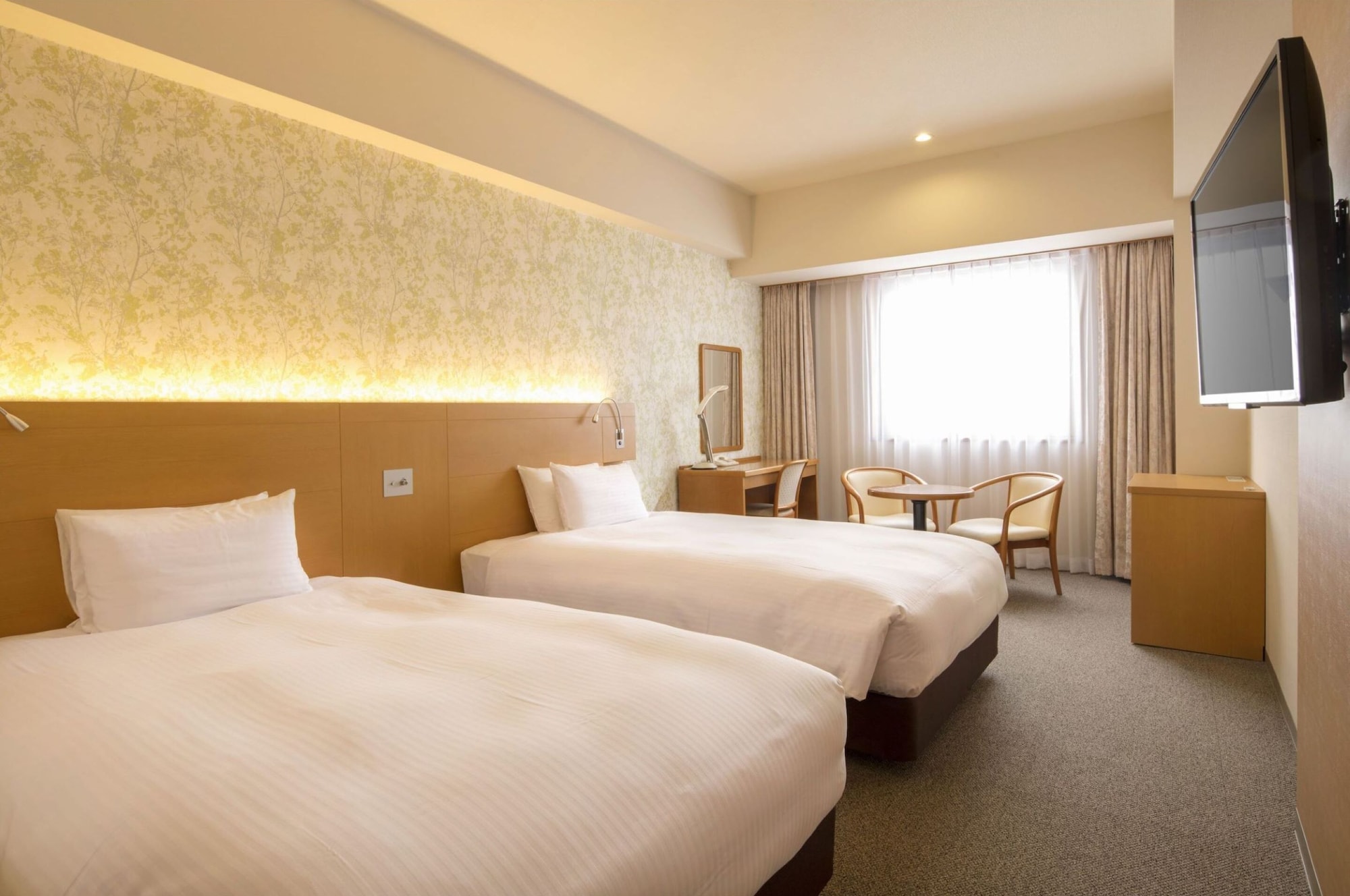 2 BEDROOMS, STANDARD, TWIN BEDS