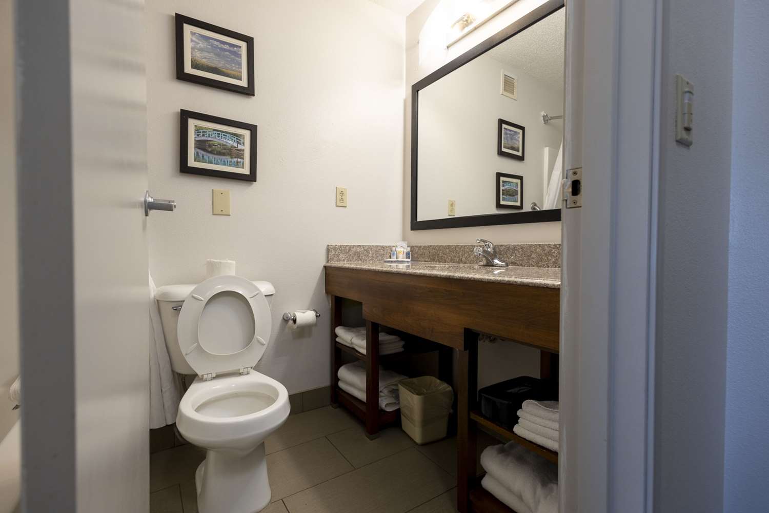 Comfort Suites Springfield I-70 29/32
