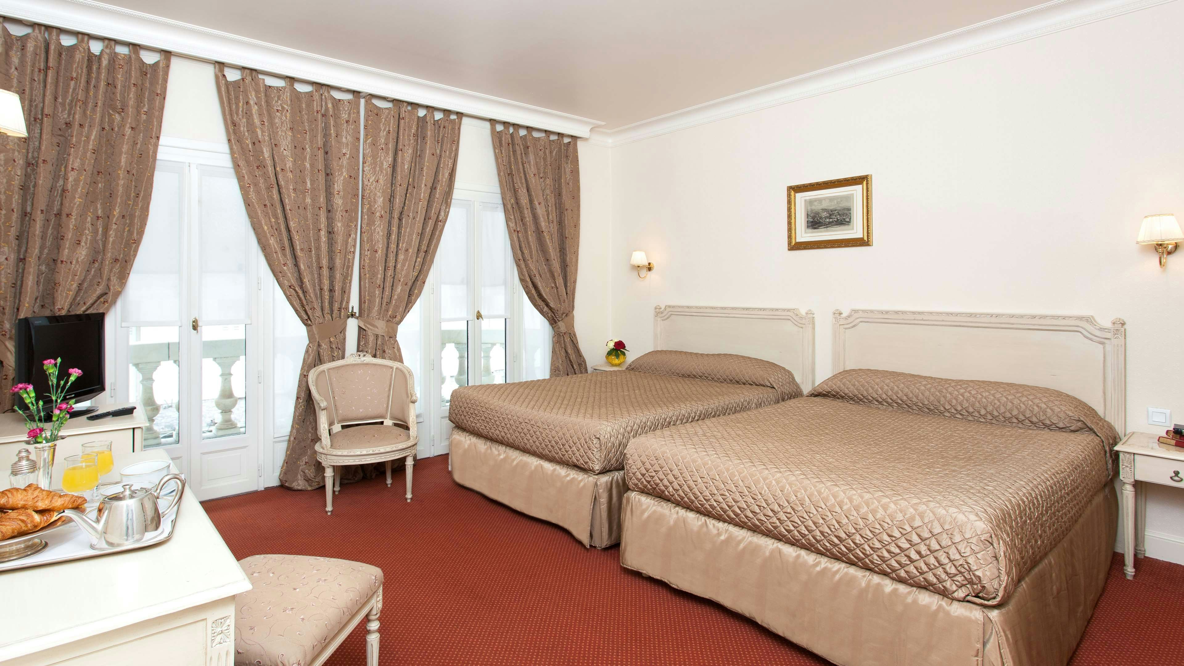 Grand Hotel Moderne 4/26