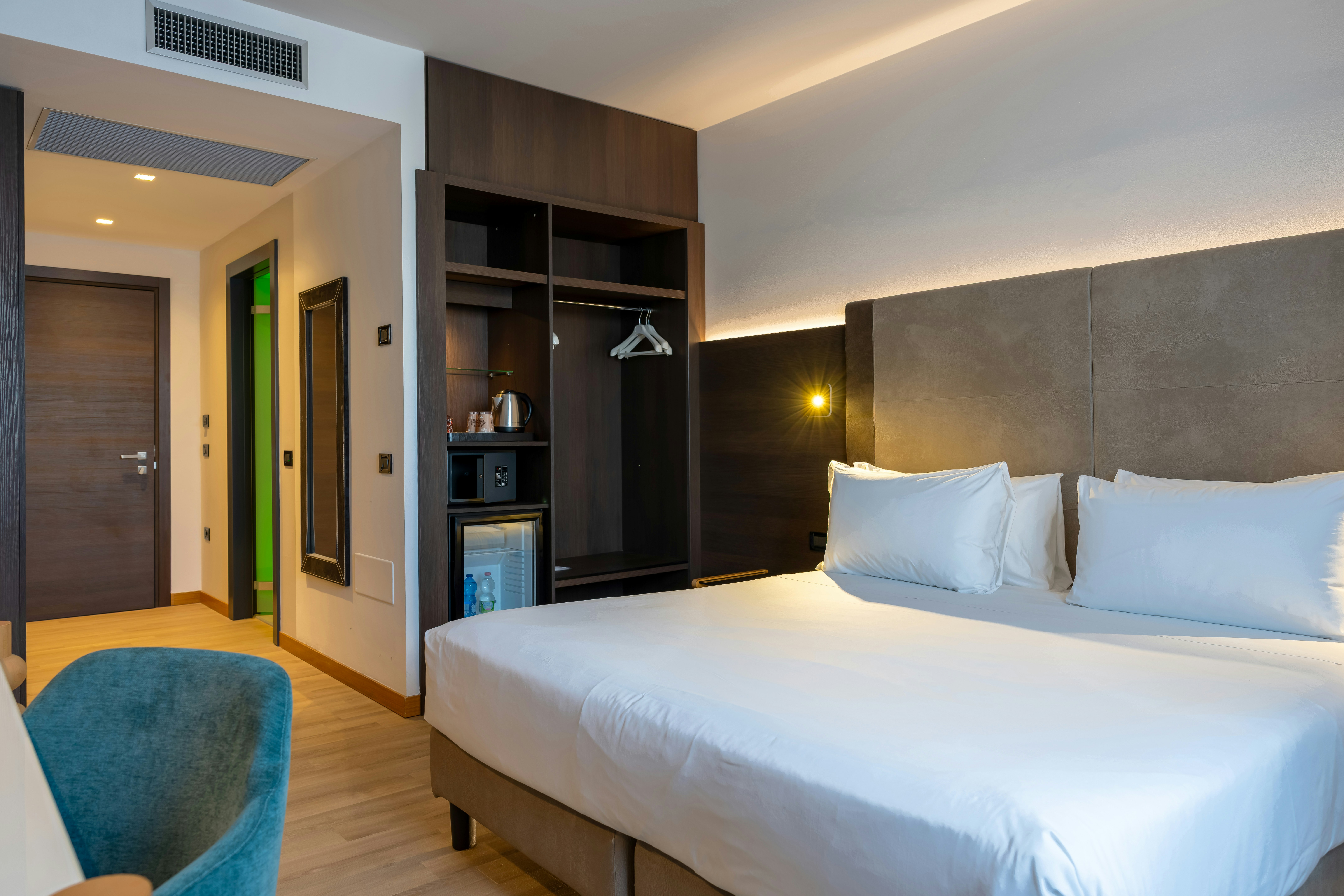 ELITE HOTEL RESIDENCE 18/69