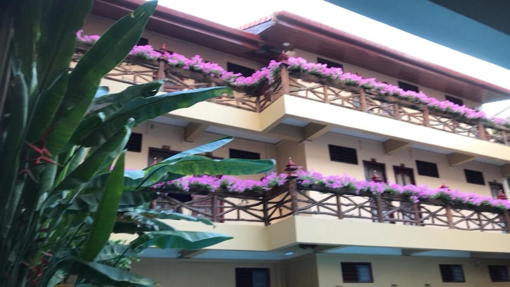 S.K.House 1 6/76