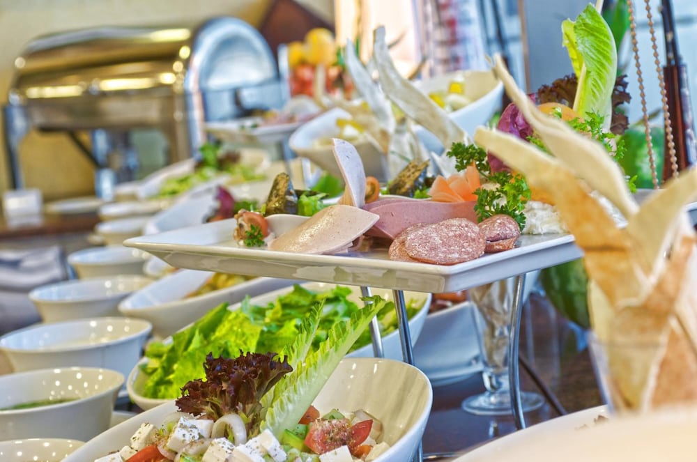 DoubleTree by Hilton Dubai Port Saeed. 47/65
