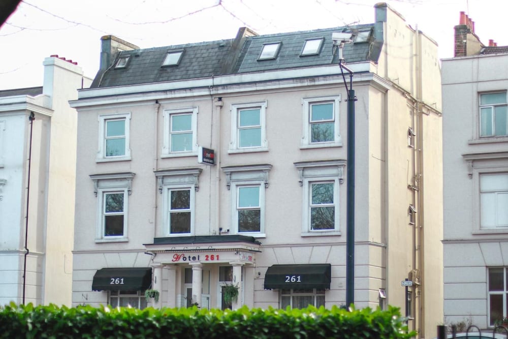 Hotel 261 in LONDON