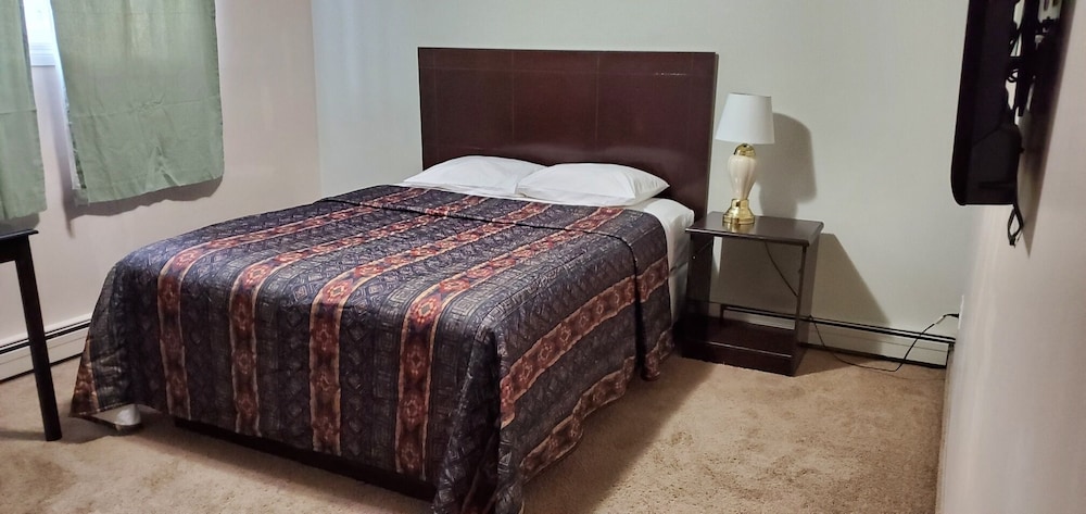 Nettys Nest Visitor Lodge 12/25