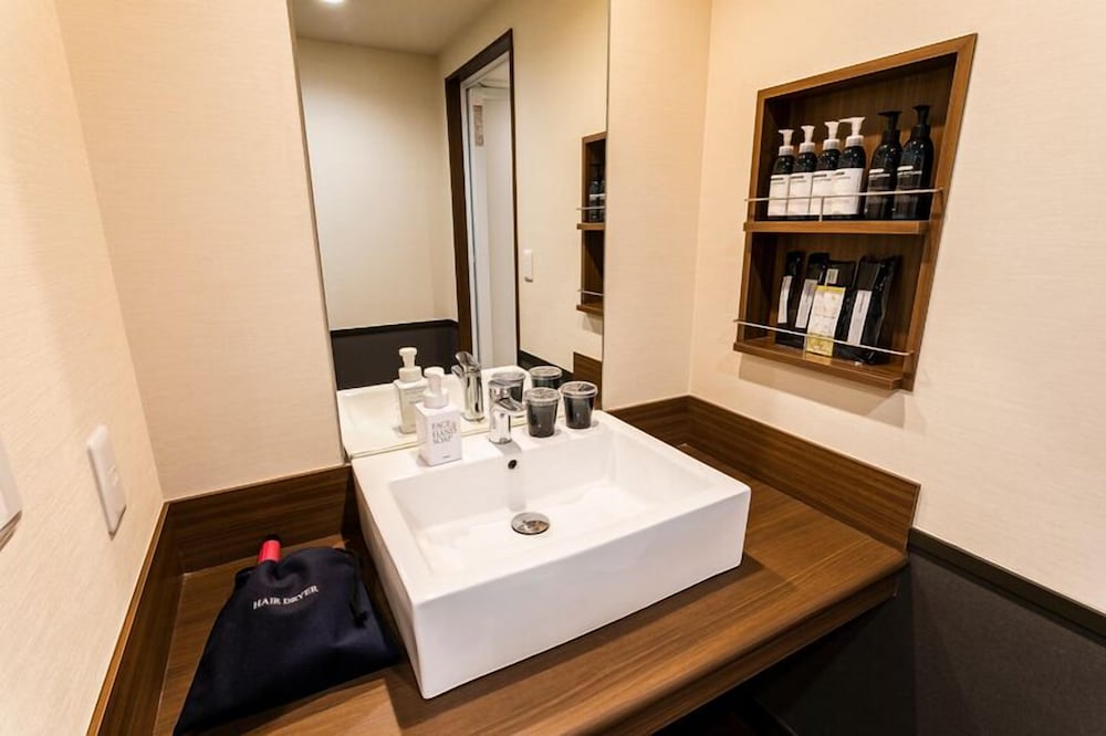 Hotel Double Funabashi 49/50