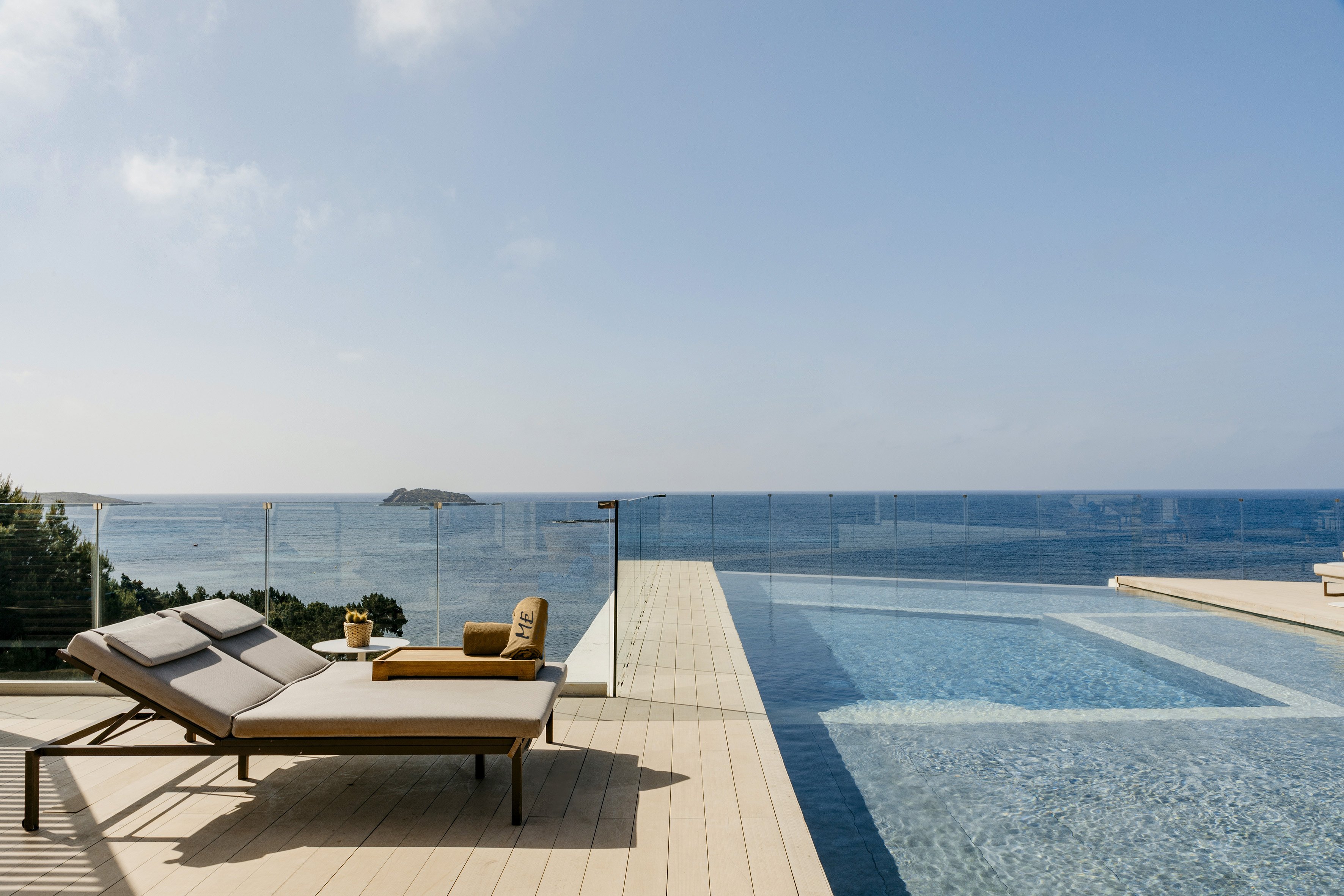 ME Ibiza - The Leading Hotels of The World 78/80