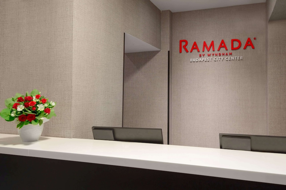Ramada By Wyndham Budapest City Center 10/48