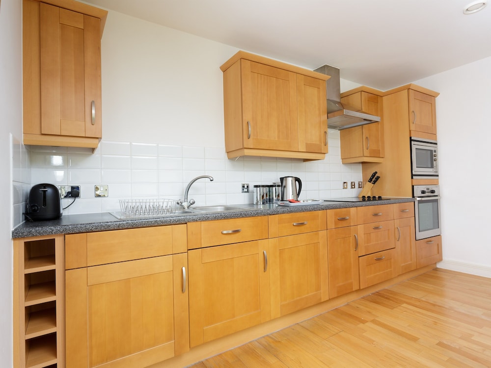 Live In Leeds Millenium Square Apartment 4/45