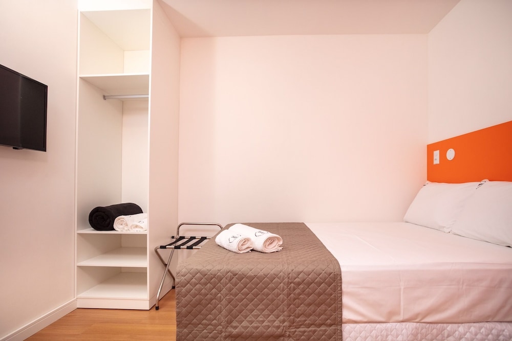 Zuza Slim Suites 20/50