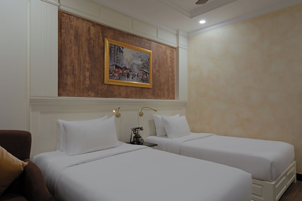 Urban, Deluxe, Twin Beds