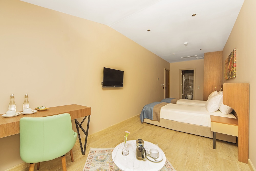 Redmont Hotel Nisantasi 30/70