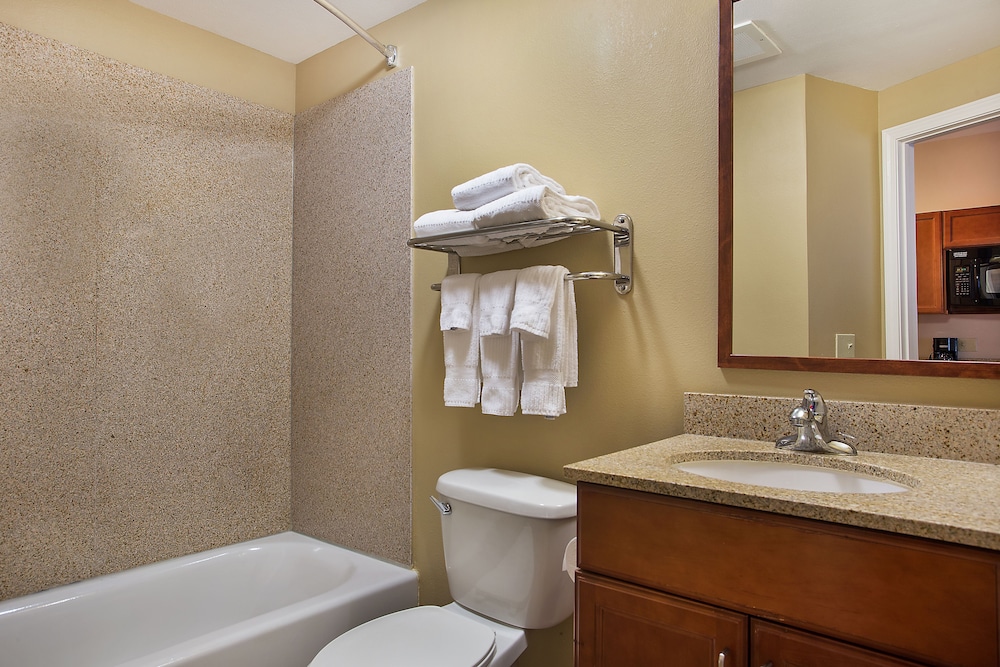 Candlewood Suites Tuscaloosa 19/77
