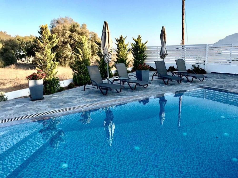 MONOLITHOS HOTEL 26/55