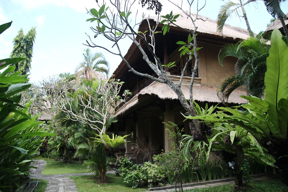 BALI AGUNG VILLAGE 54/60