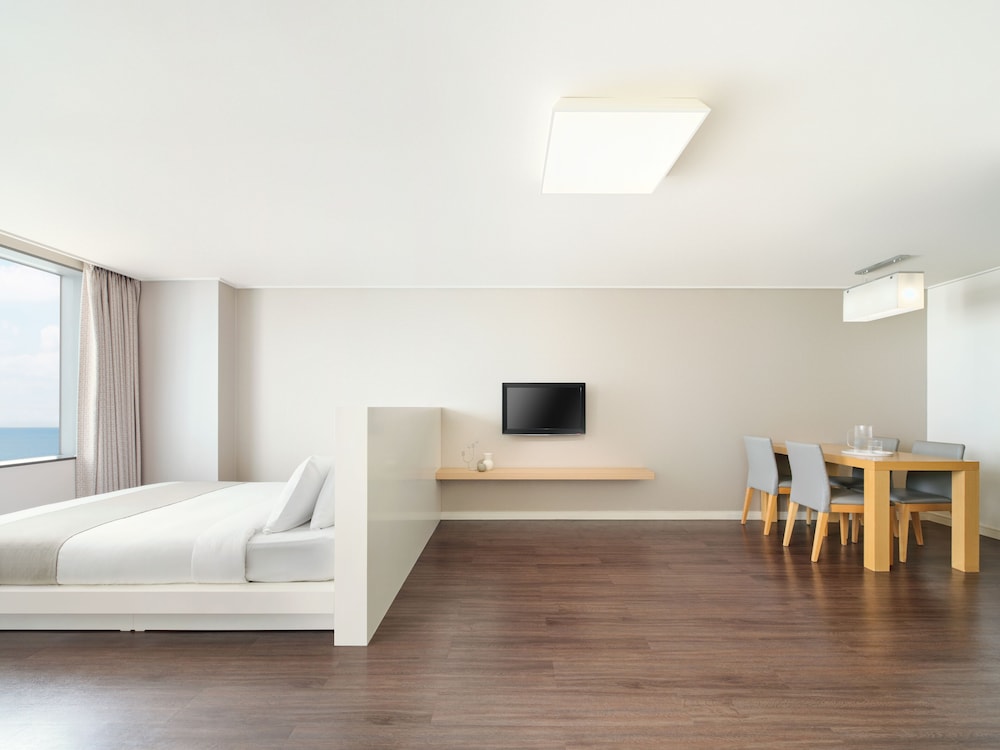 Hanwha Resort Haeundae 26/44