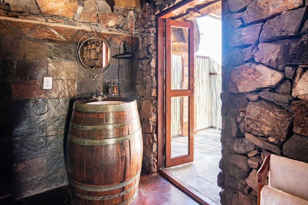 Aha Eagle Tented Lodge & Spa Etosha 24/56