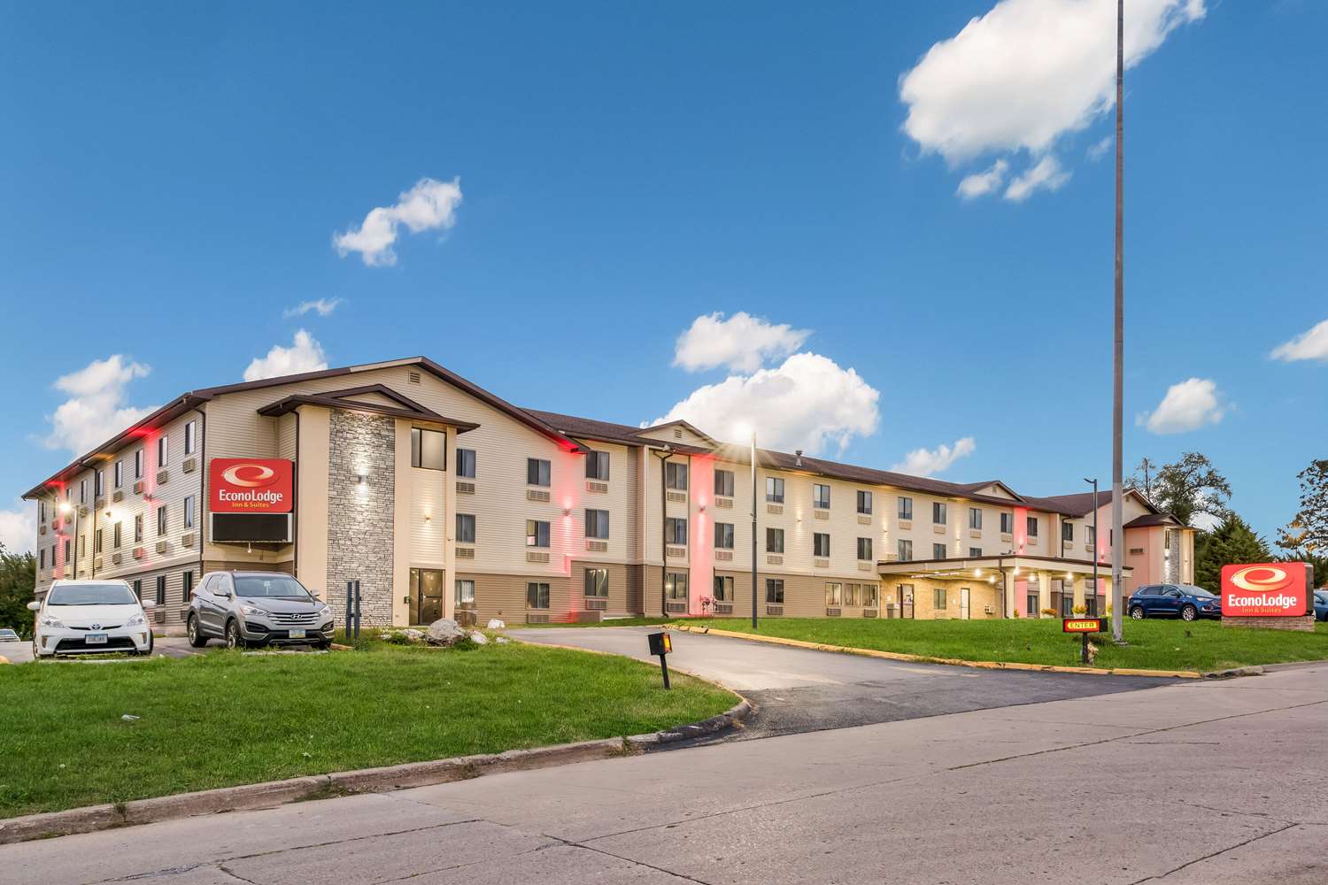 Sonesta Essential Des Moines 2/32