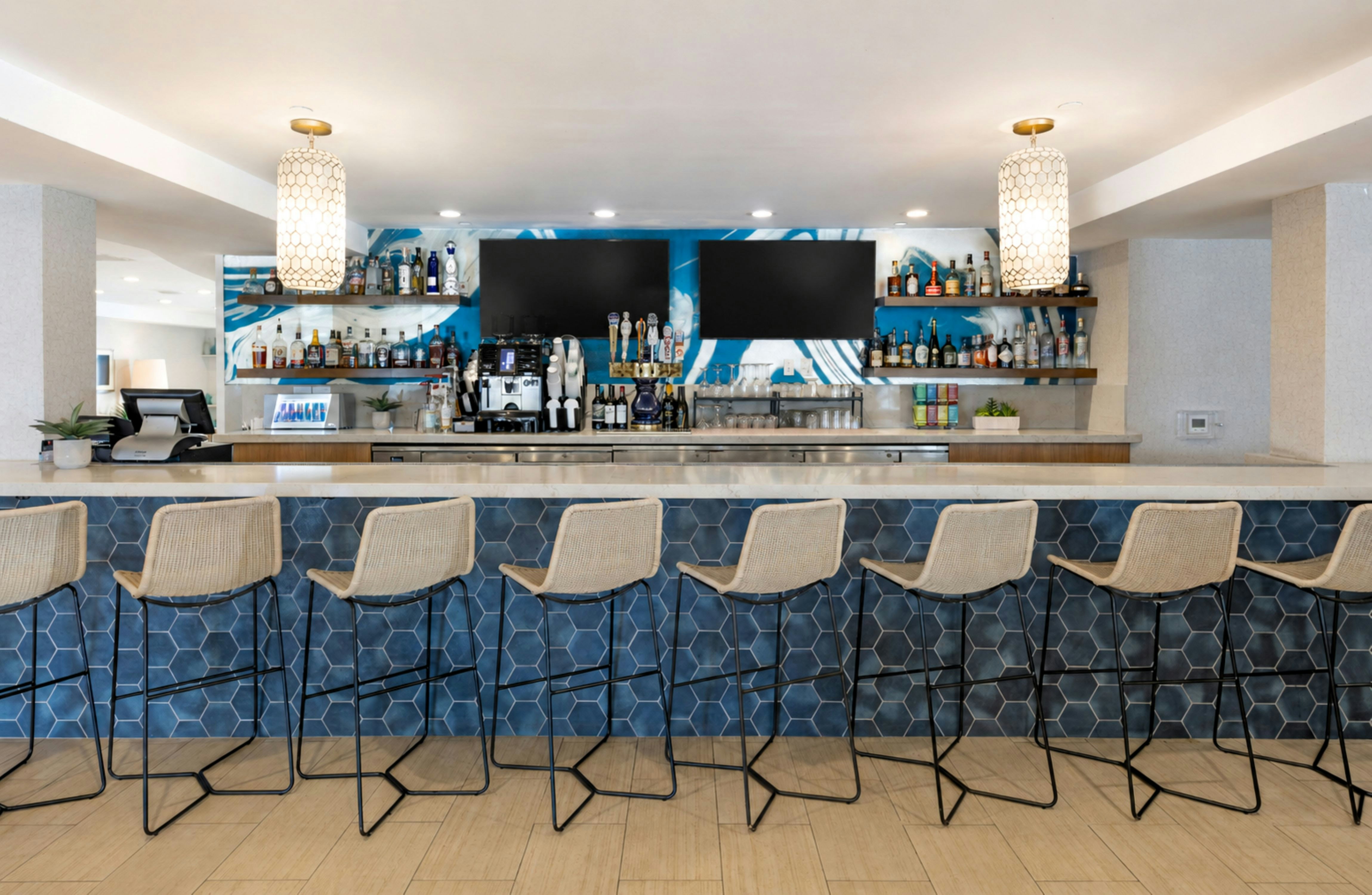 Redondo Beach Hotel Tapestry Collection By Hilton 45/76