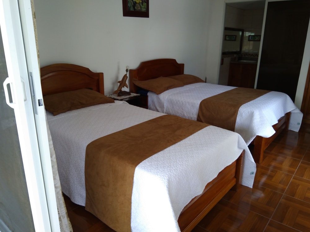 Suymar Ecolodge Galapagos 25/75