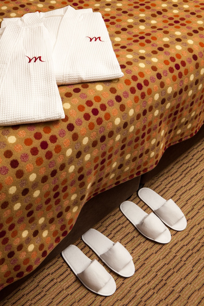 MERCURE YORK FAIRFIELD MANOR HOTEL 24/74
