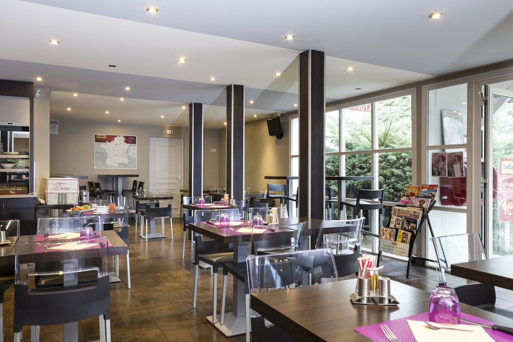 Hotel Balladins Lyon/Chanas 18/22