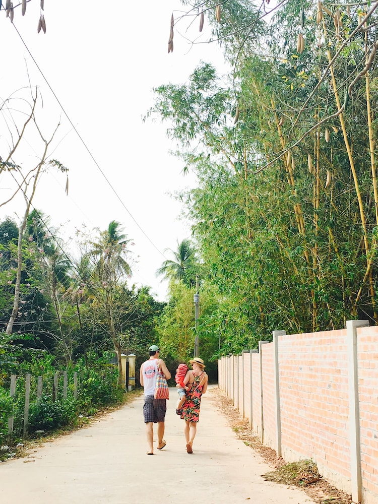 Vela Phu Quoc Resort 92/98