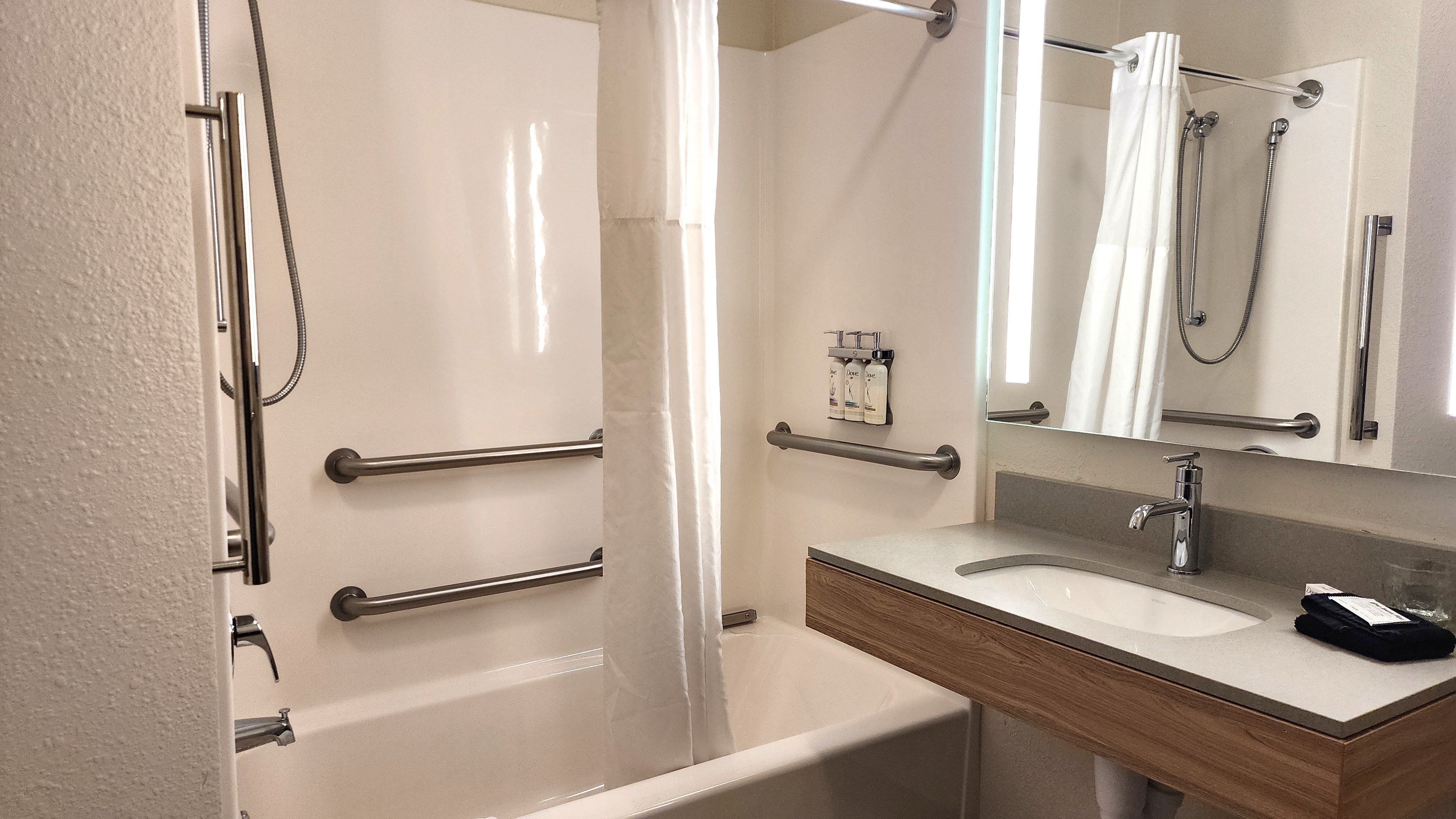 Candlewood Suites Sheridan 74/77