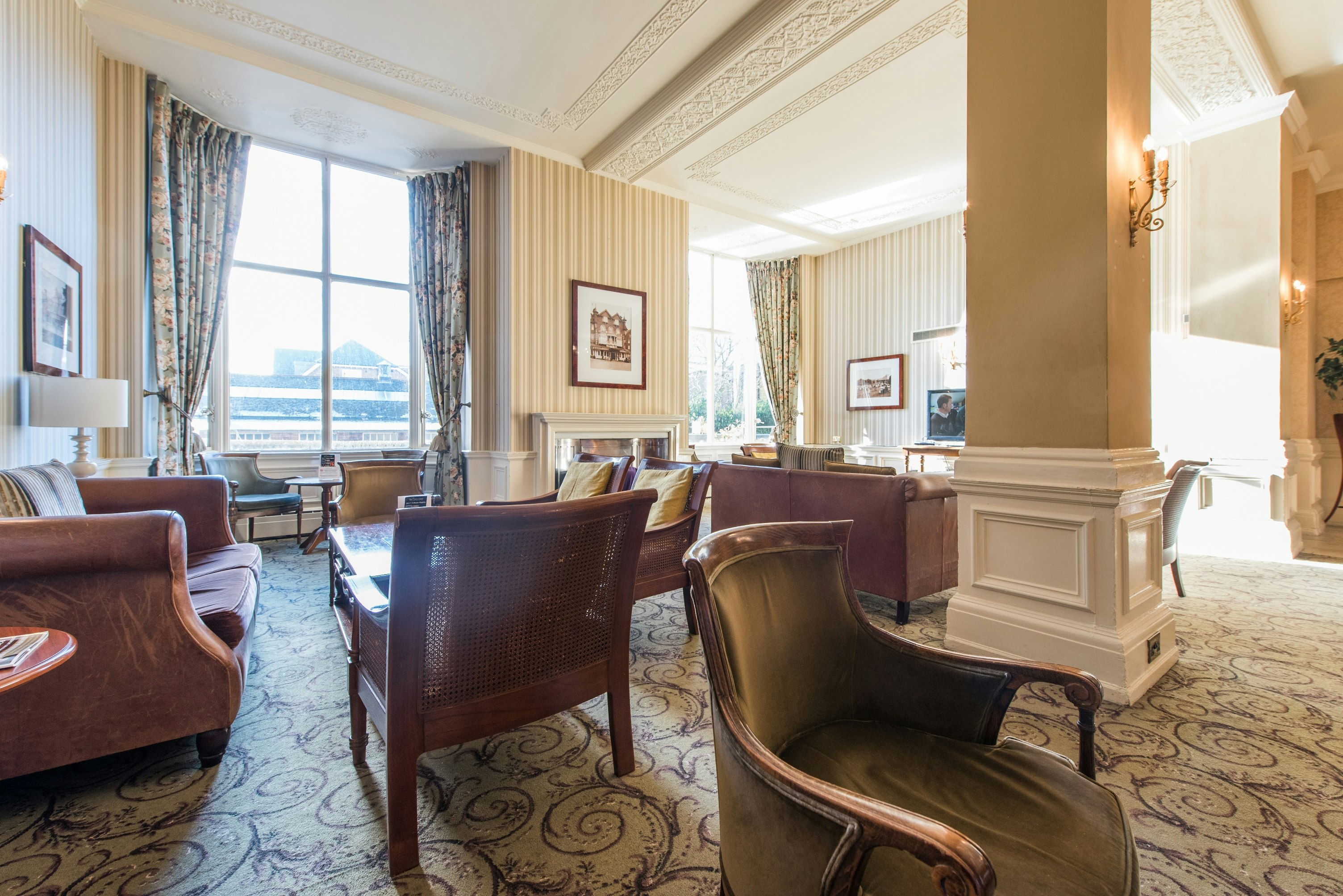 Cairn Hotel 27/50