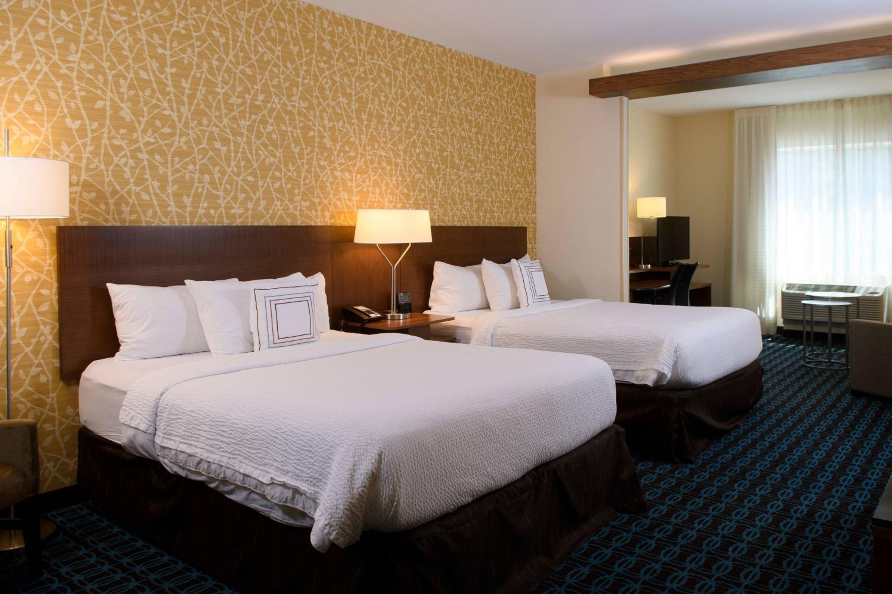 Suite, Queen Bed