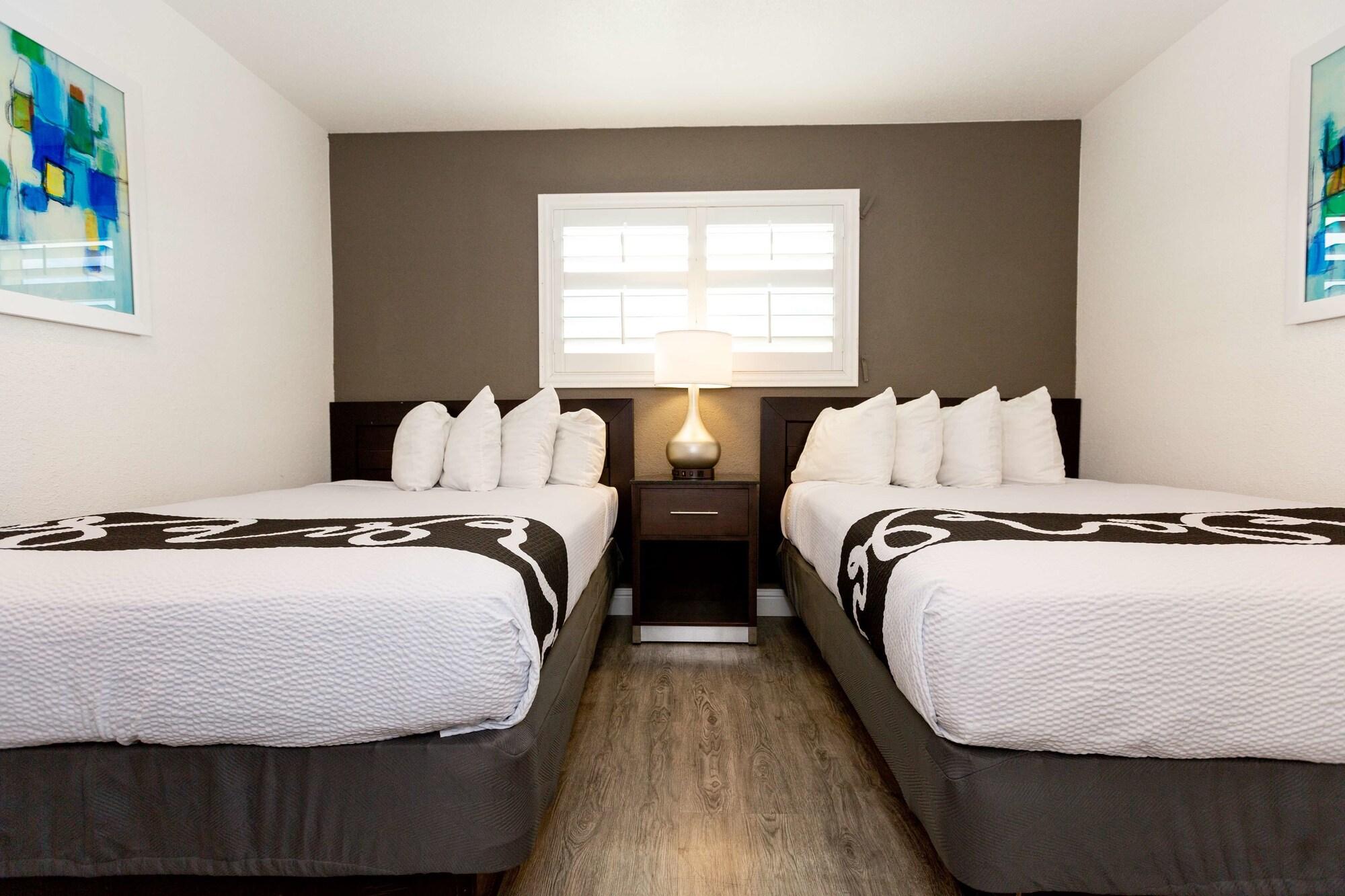 Suite, Multiple Beds