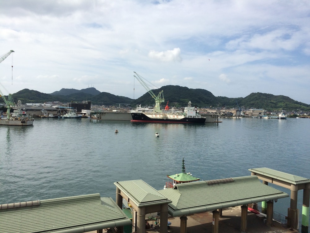 Green Hill Hotel Onomichi 63/65