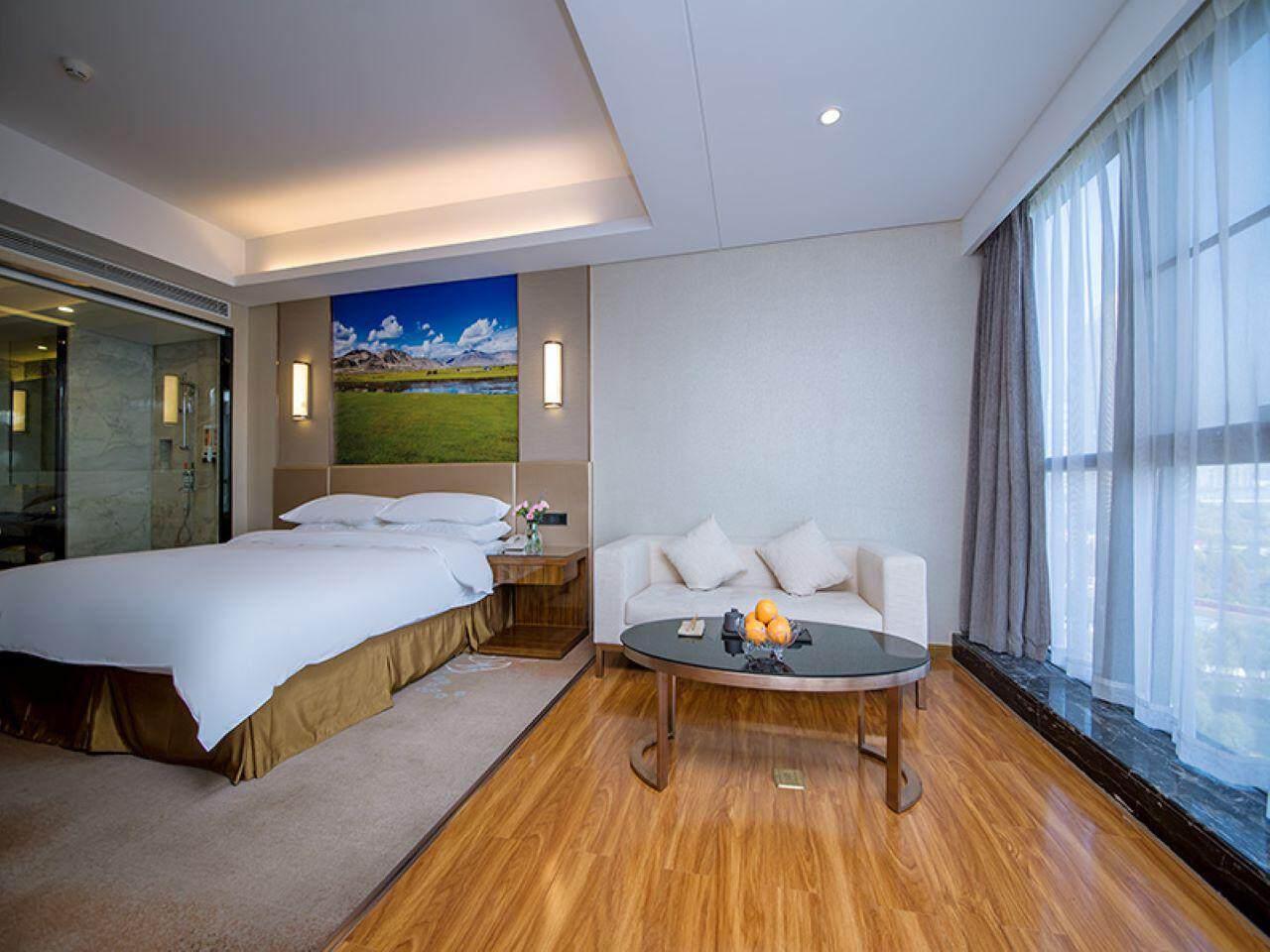 Vienna International Hotel (Wuhan Workers' Culture Palace Jiyuqiao Metro Station) 6/18