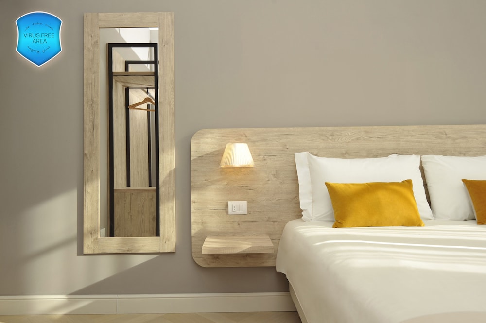 Bergamo Inn 43 17/31