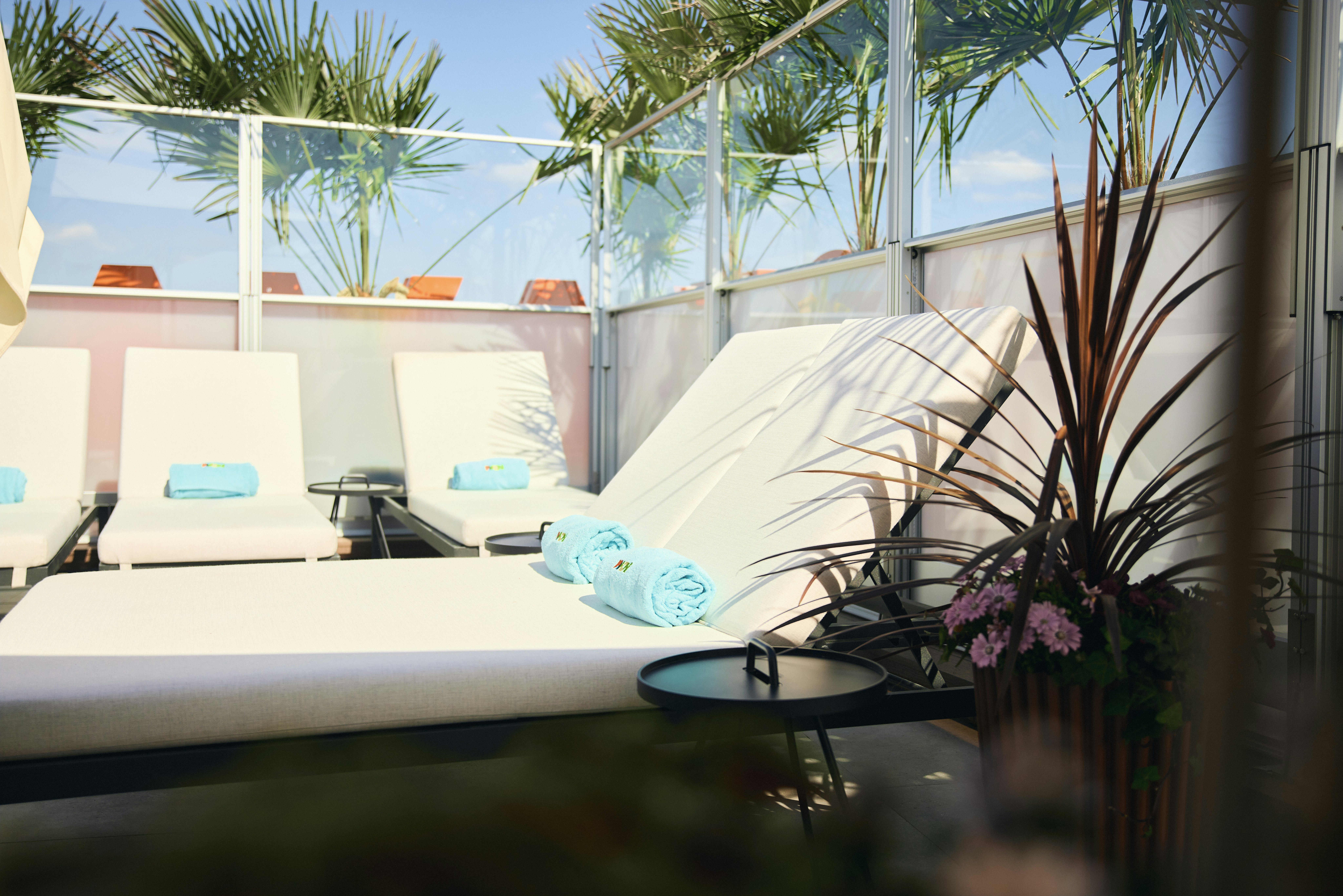 Avalon Hotel 47/48