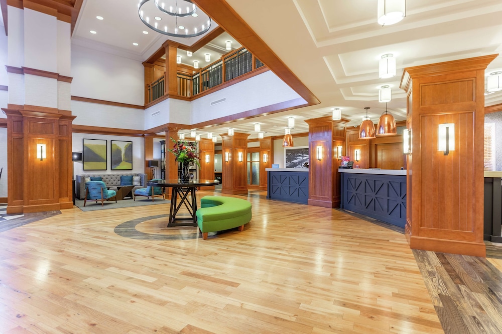 Hampton Inn Suites Saratoga Springs Downtown 8/69