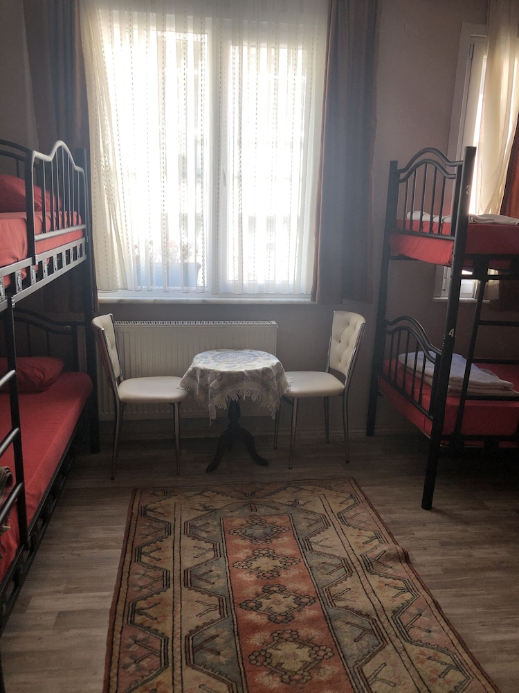 Avrasya Hostel 29/50