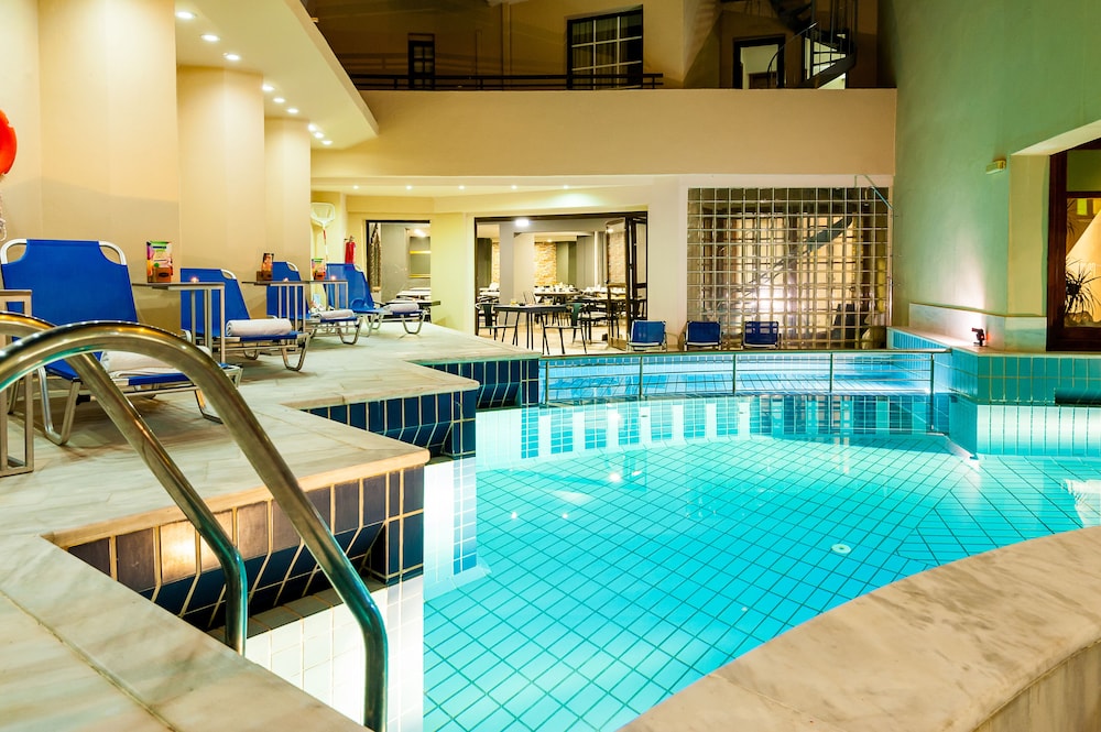 Elina Hotel Apartments 36/79