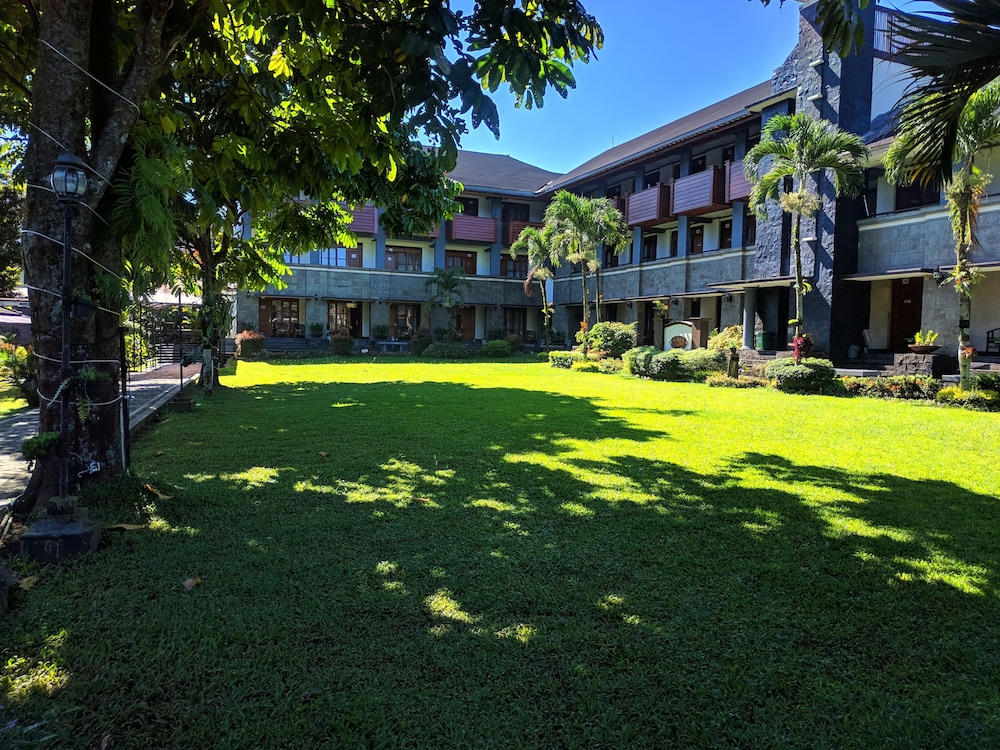 Hotel Bahtera PT Pelni 13/15