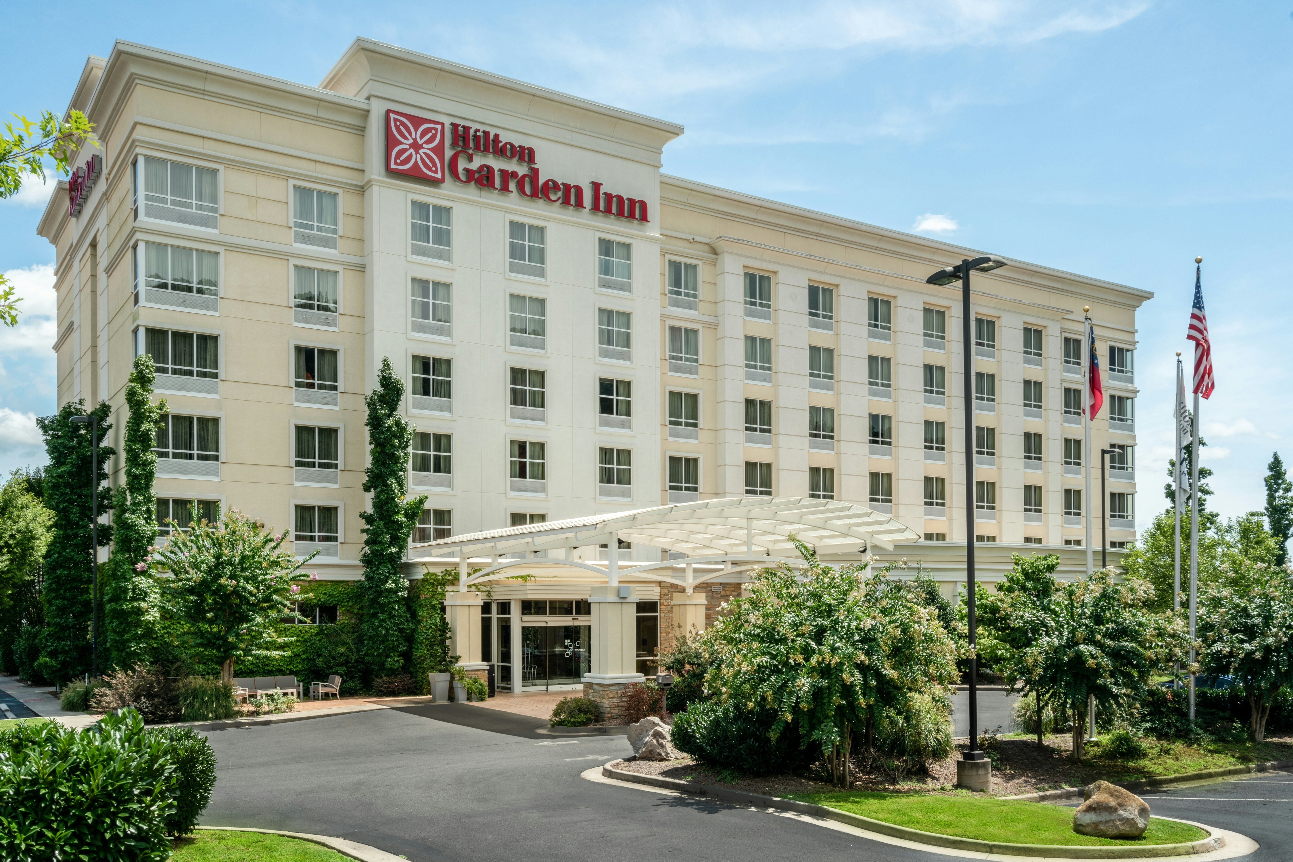 Hilton Garden Inn Dalton 22/23