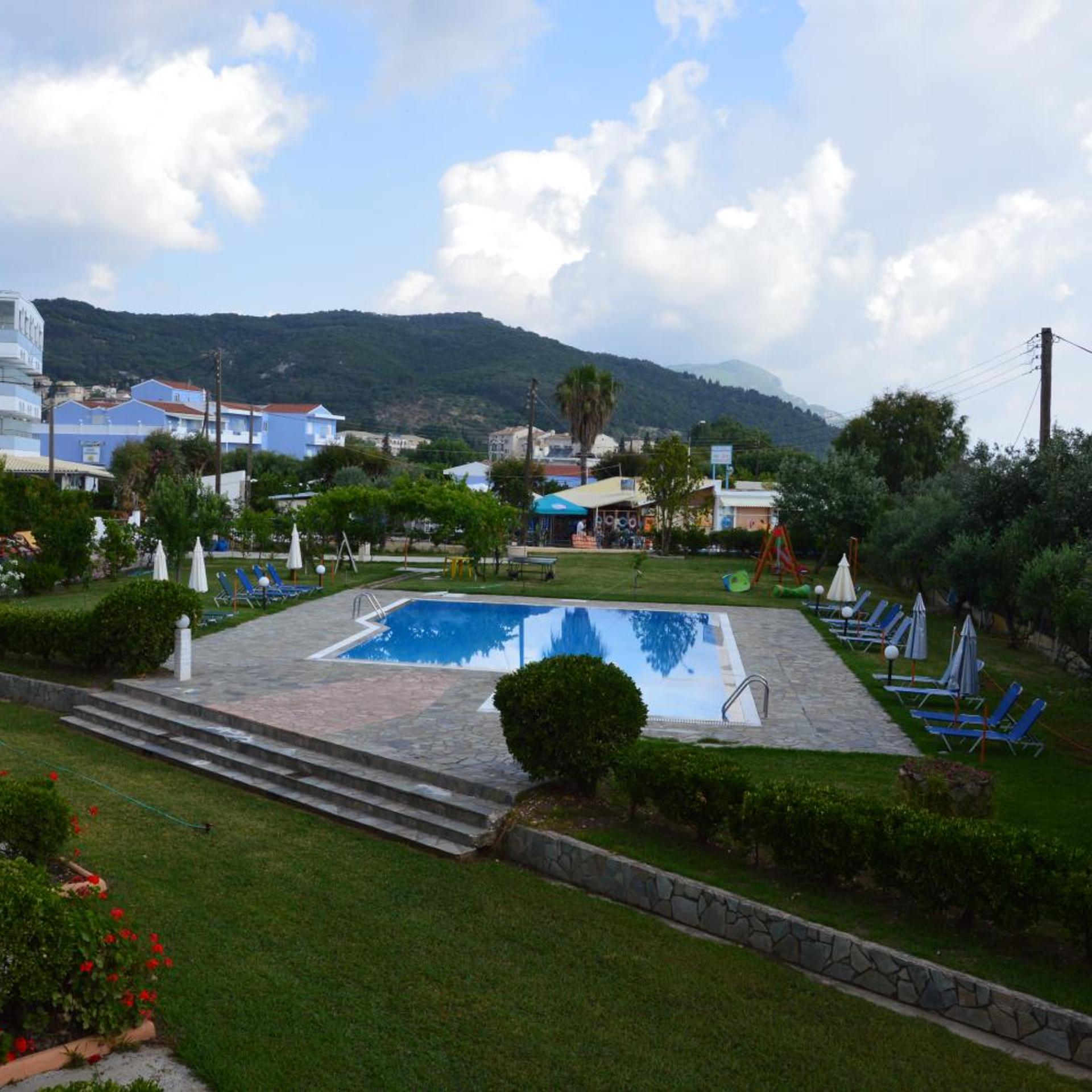 Aggelos Family Hotel 50/56
