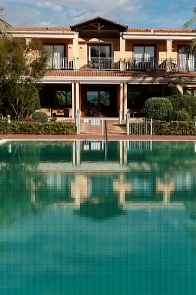 Hotel Santa Gilla 5/66