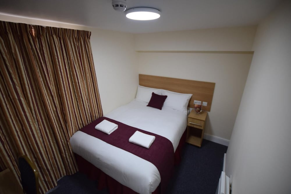 Premierlux Serviced Apartments 30/62