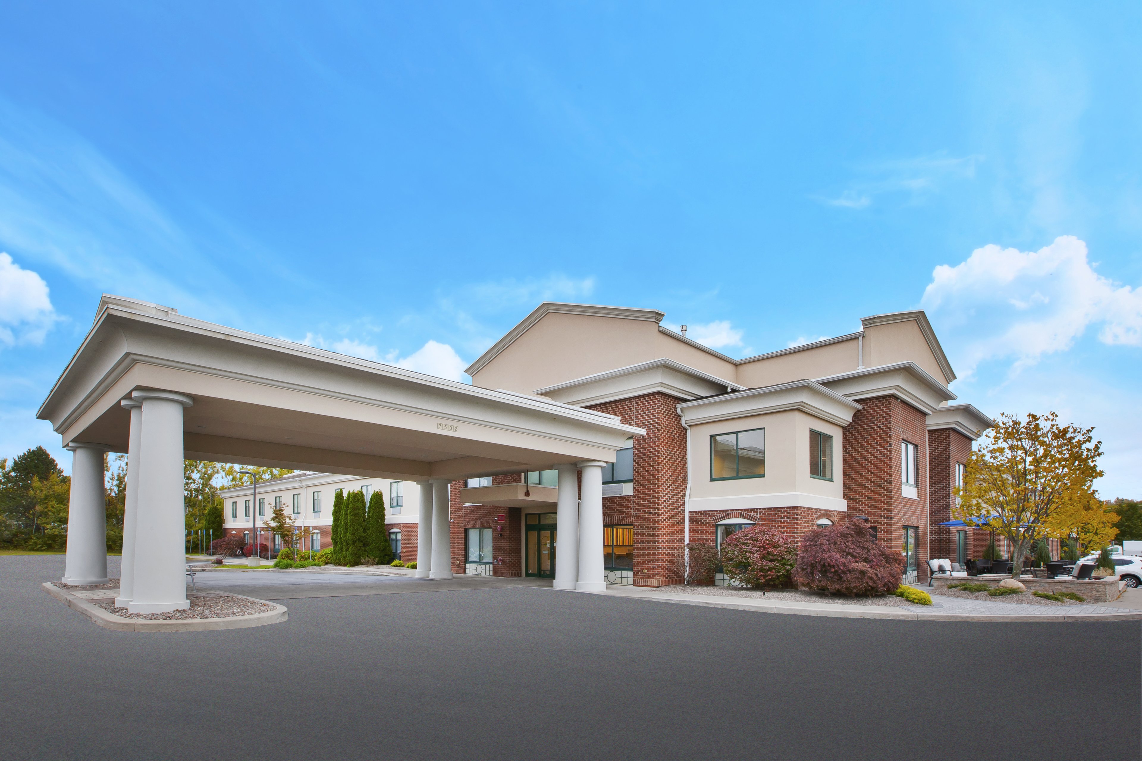 Holiday Inn Express & Suites Rochester-Victor, an IHG Hotel 2/33