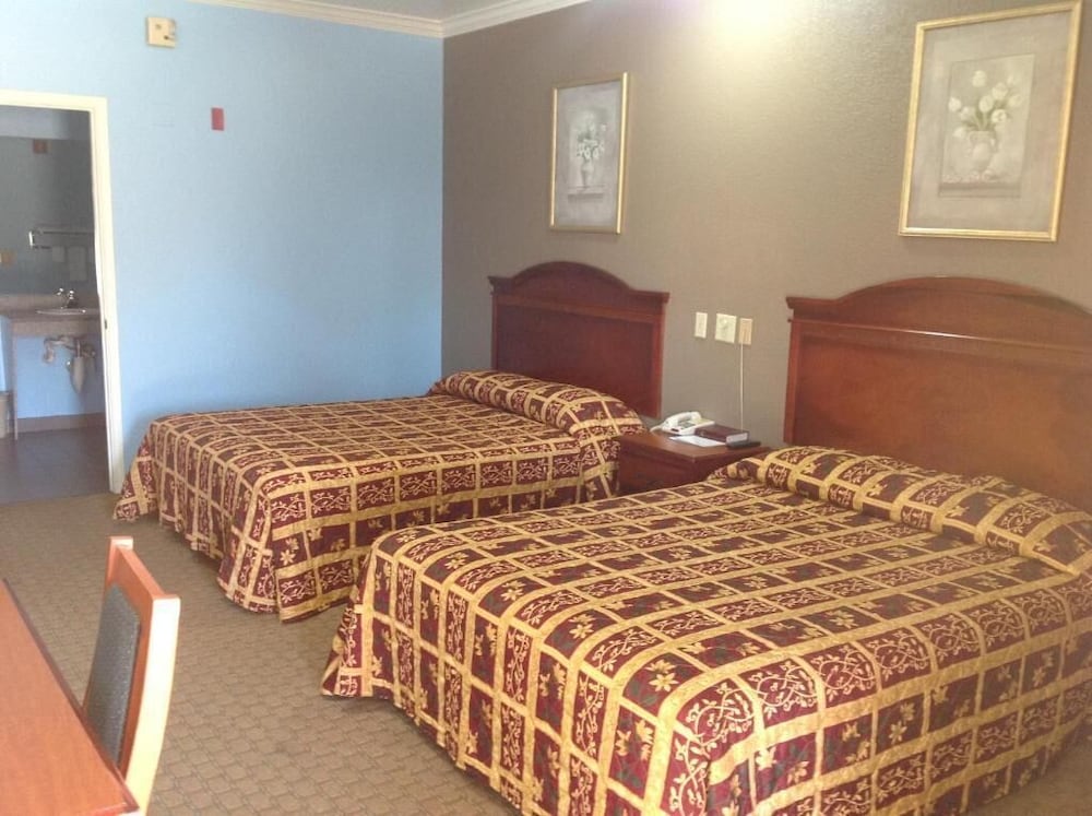 Budget Inn 14/39