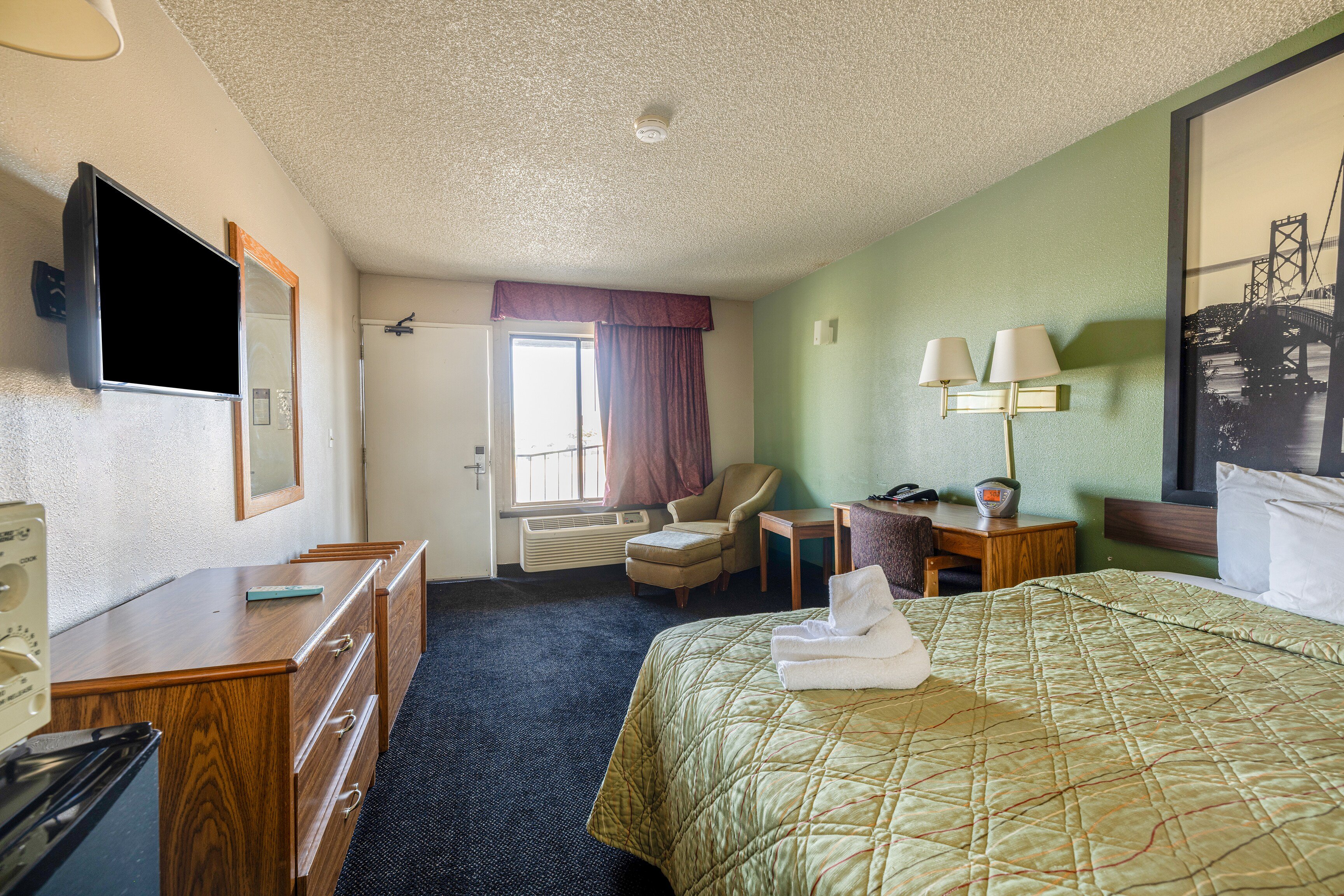 Townhouse Barstow On Historic Route 66 CA I 15 27/46