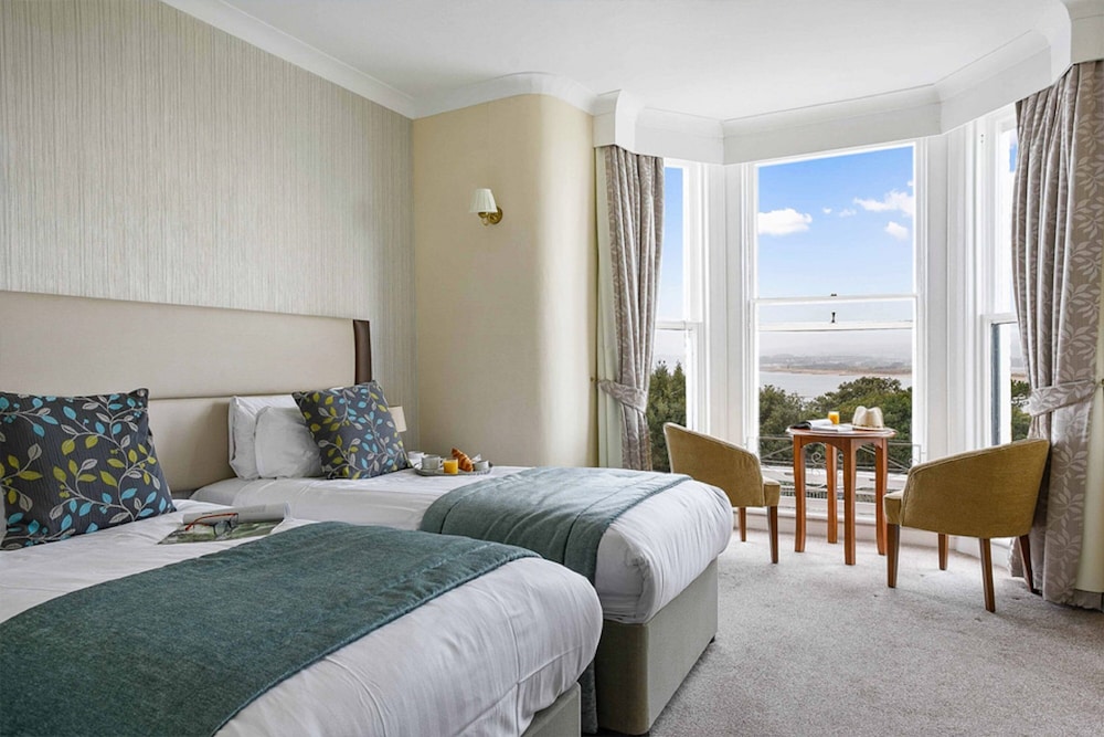 Room, Twin Beds, Sea View